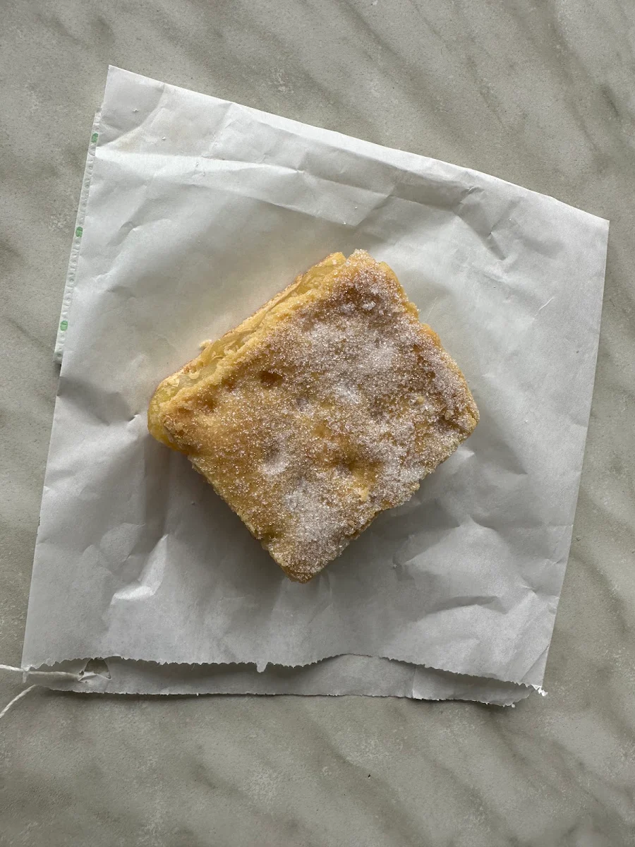 Highlights, Tumut's "Pie in the Sky" Bakery