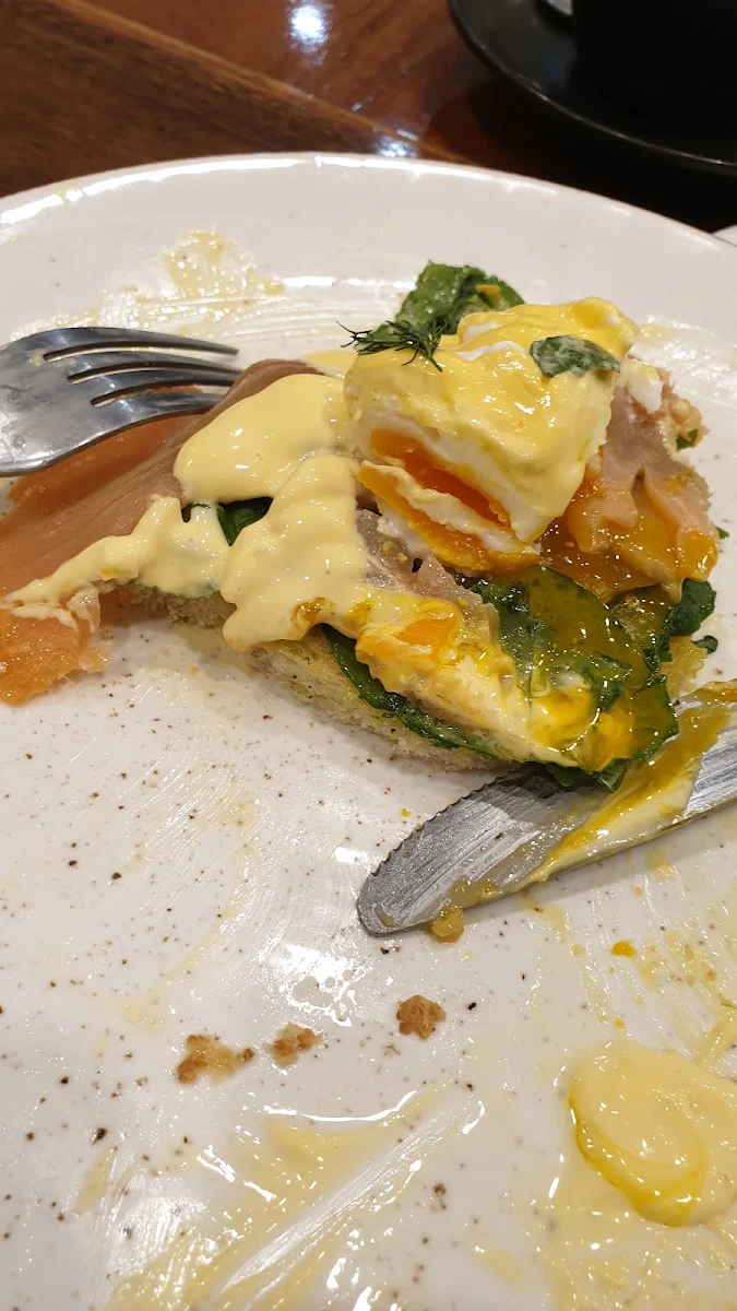 Eggs Bennie