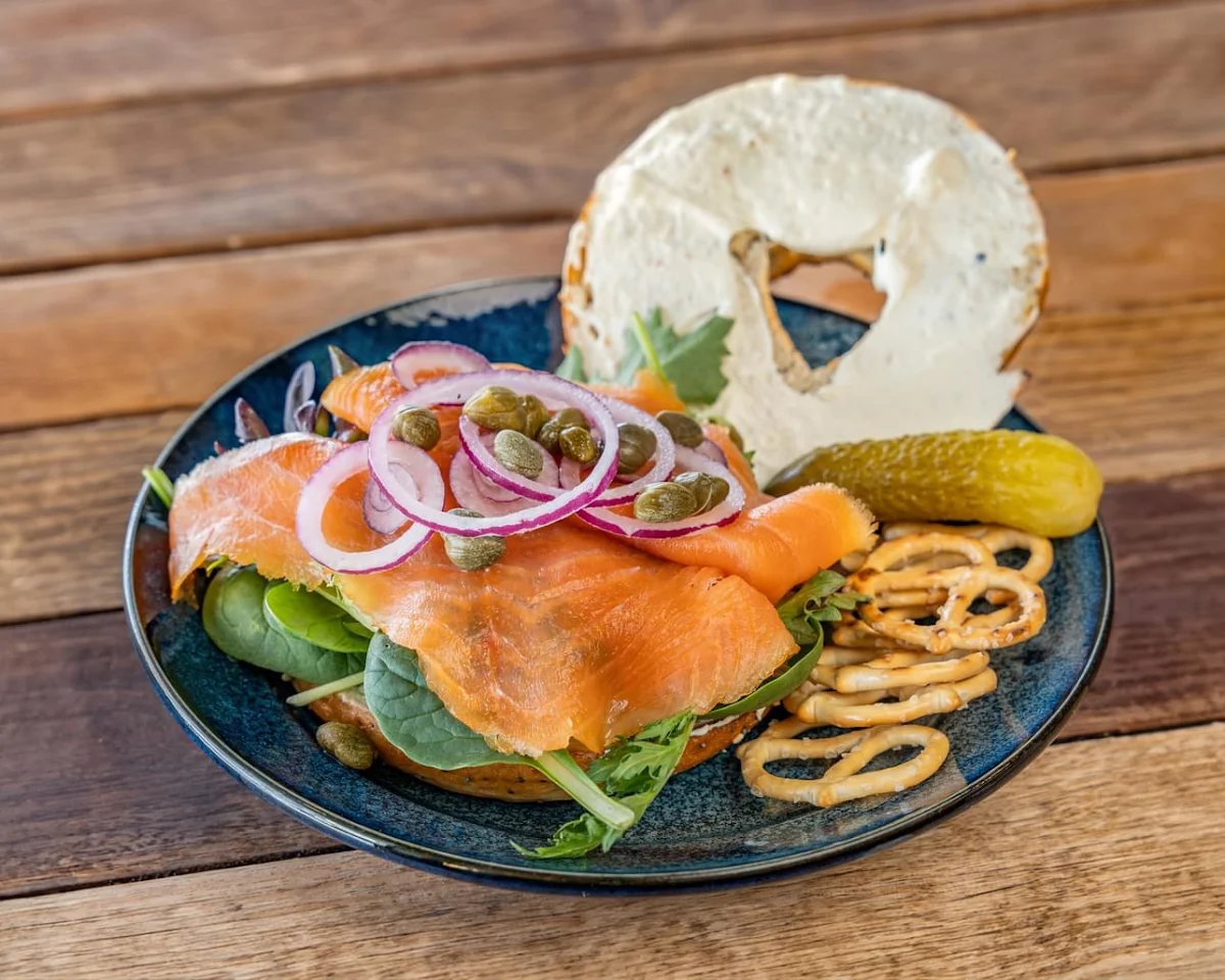 Highlights, Bathurst St Bagels
