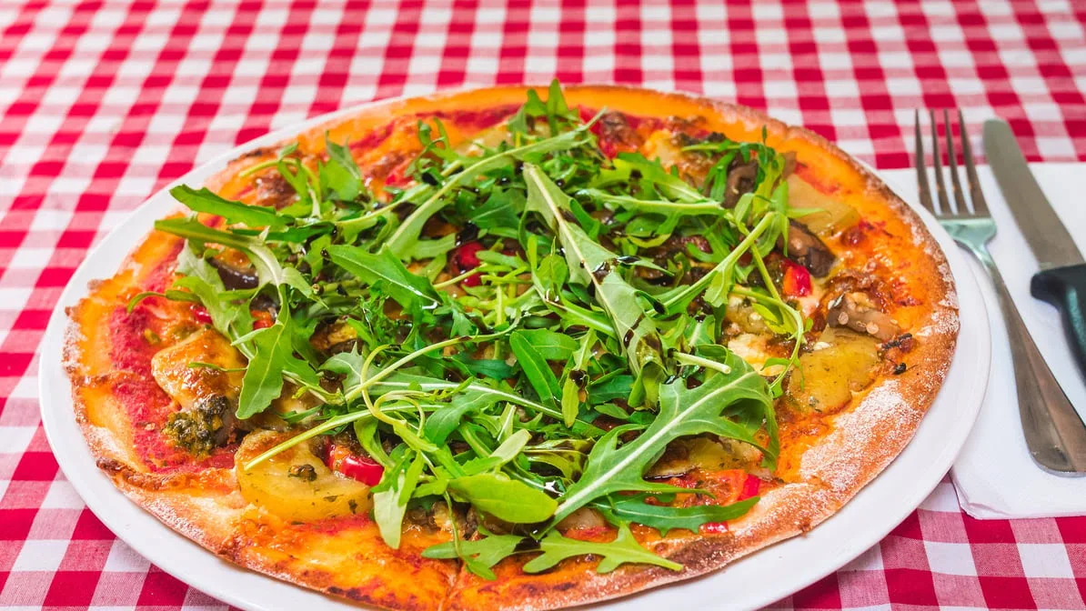 Highlights, Lucky's Pizzeria