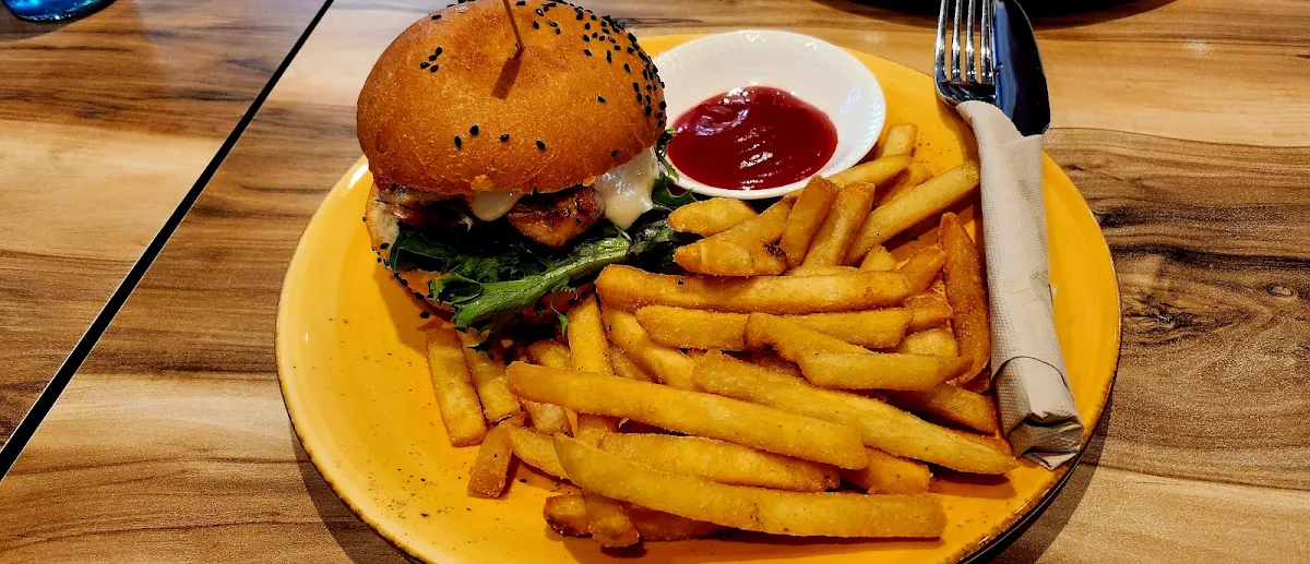 Chicken Breast Burger, Chambers Coffee @ Parramatta Square