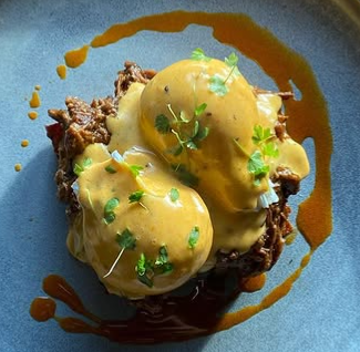 Pulled Lamb Benny, Four Seasons Café