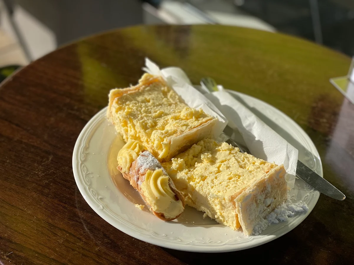 Vanilla Slice Each, Flinders Vanilla Slice