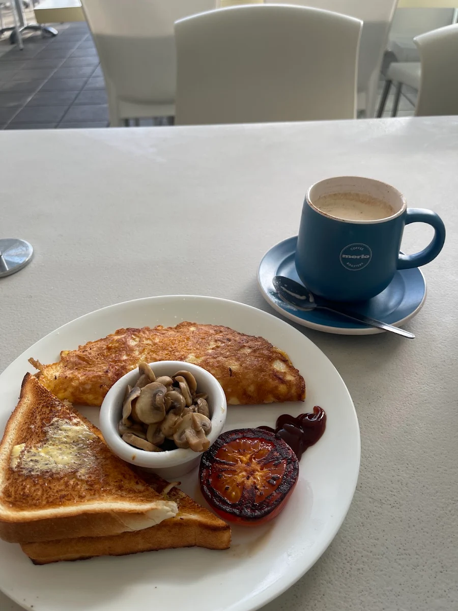 Egg Omelette, CAFE 4 U