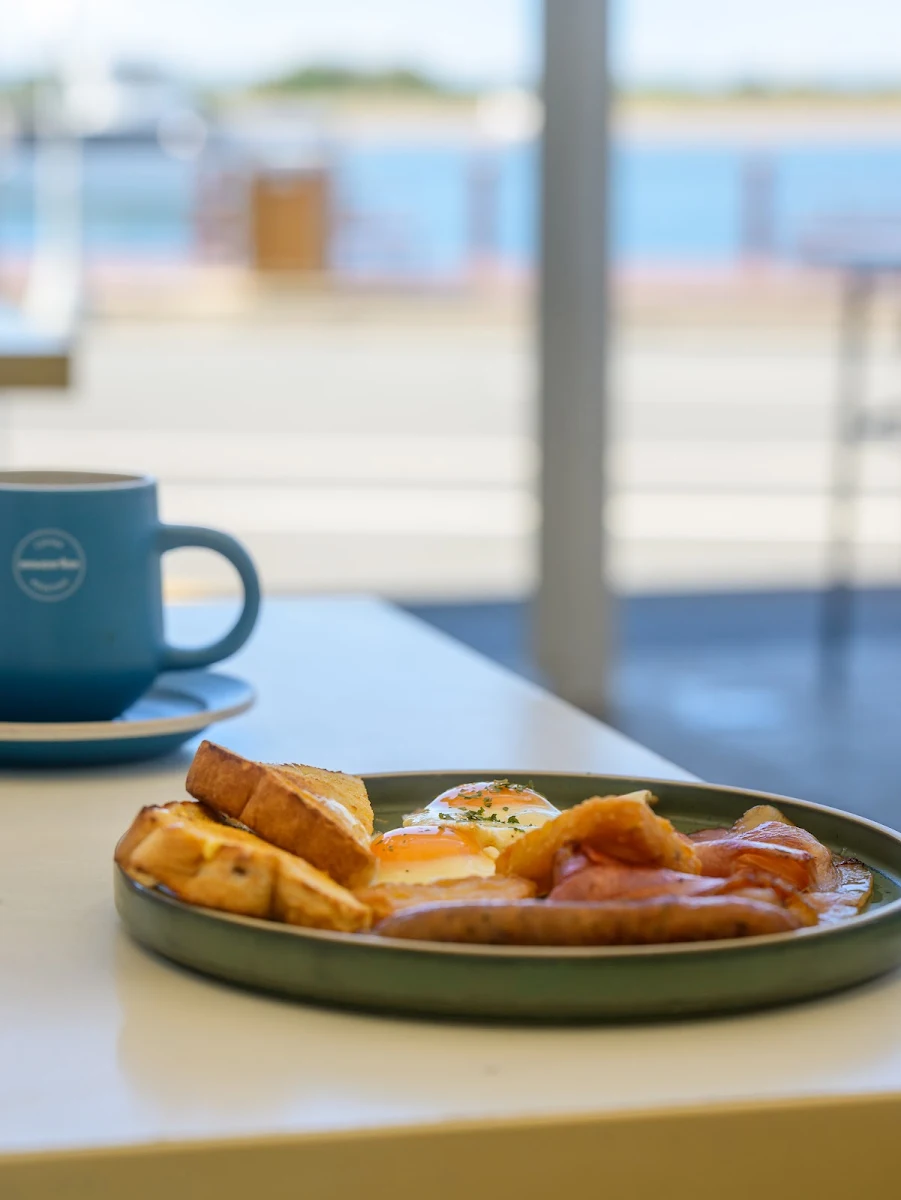 Highlights, CAFE 4 U