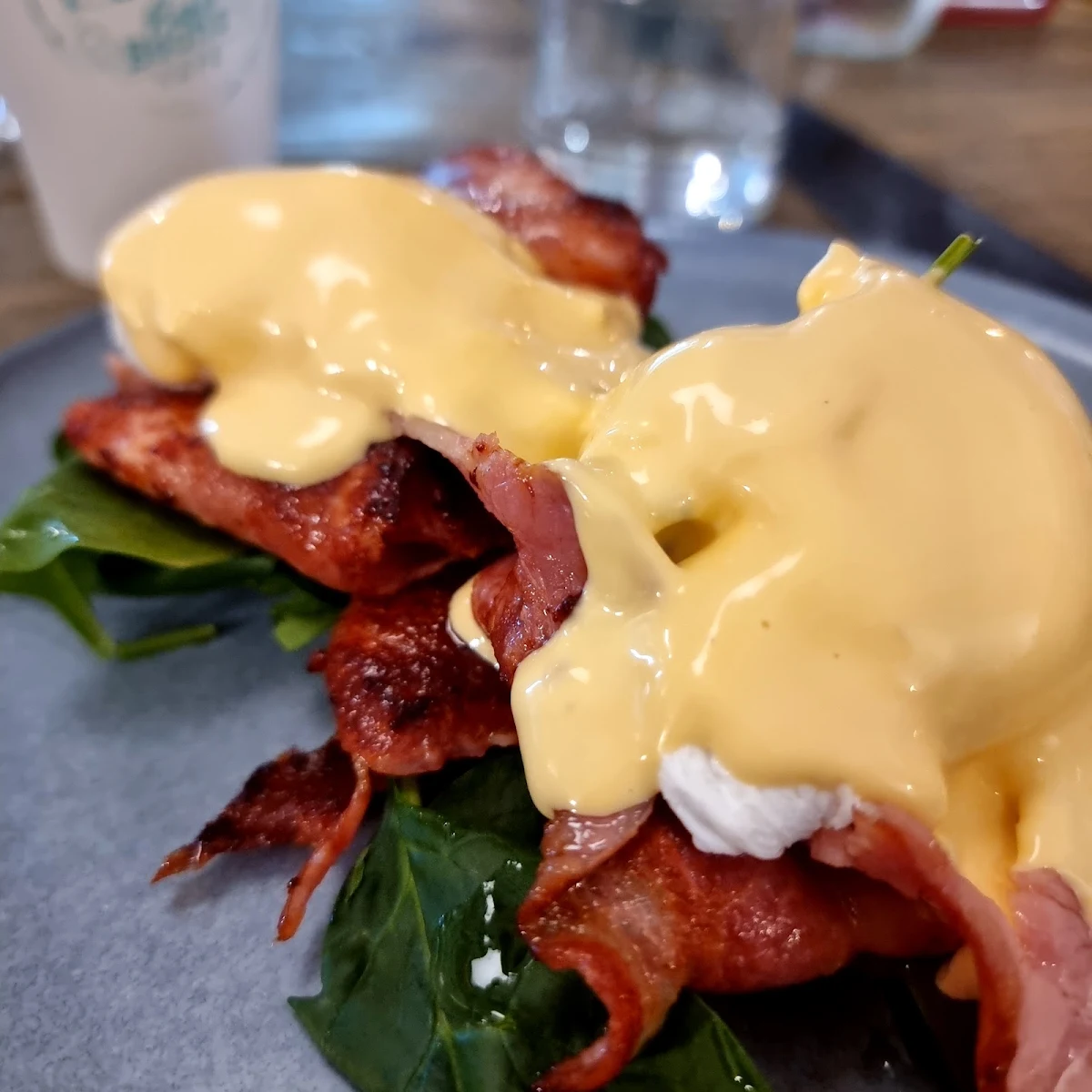 Eggs Benedict