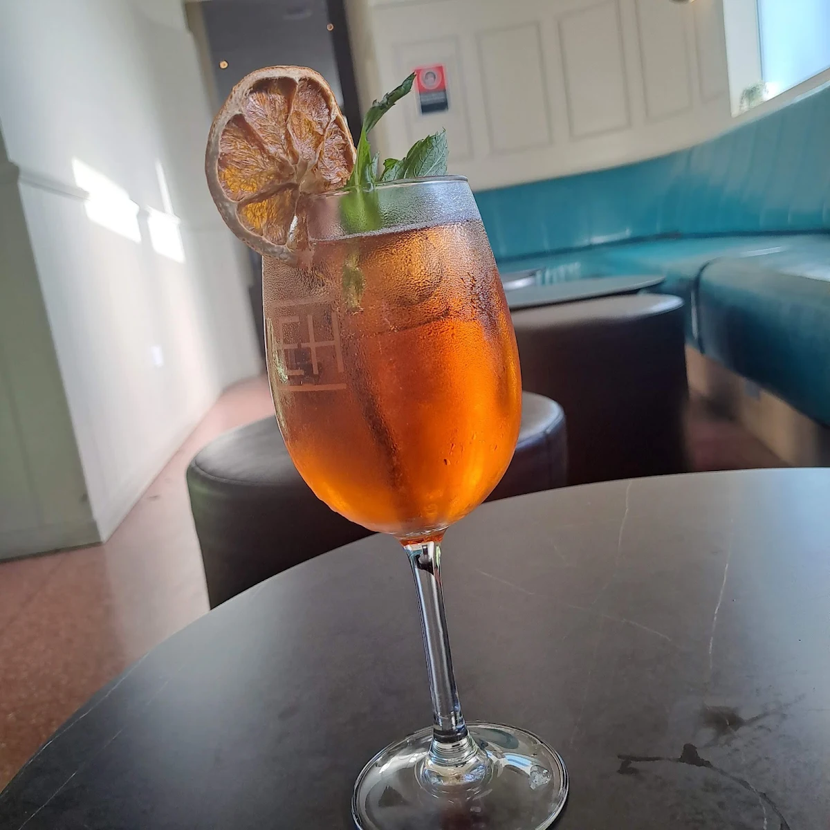 Aperol Spritz, Eastwood Hotel