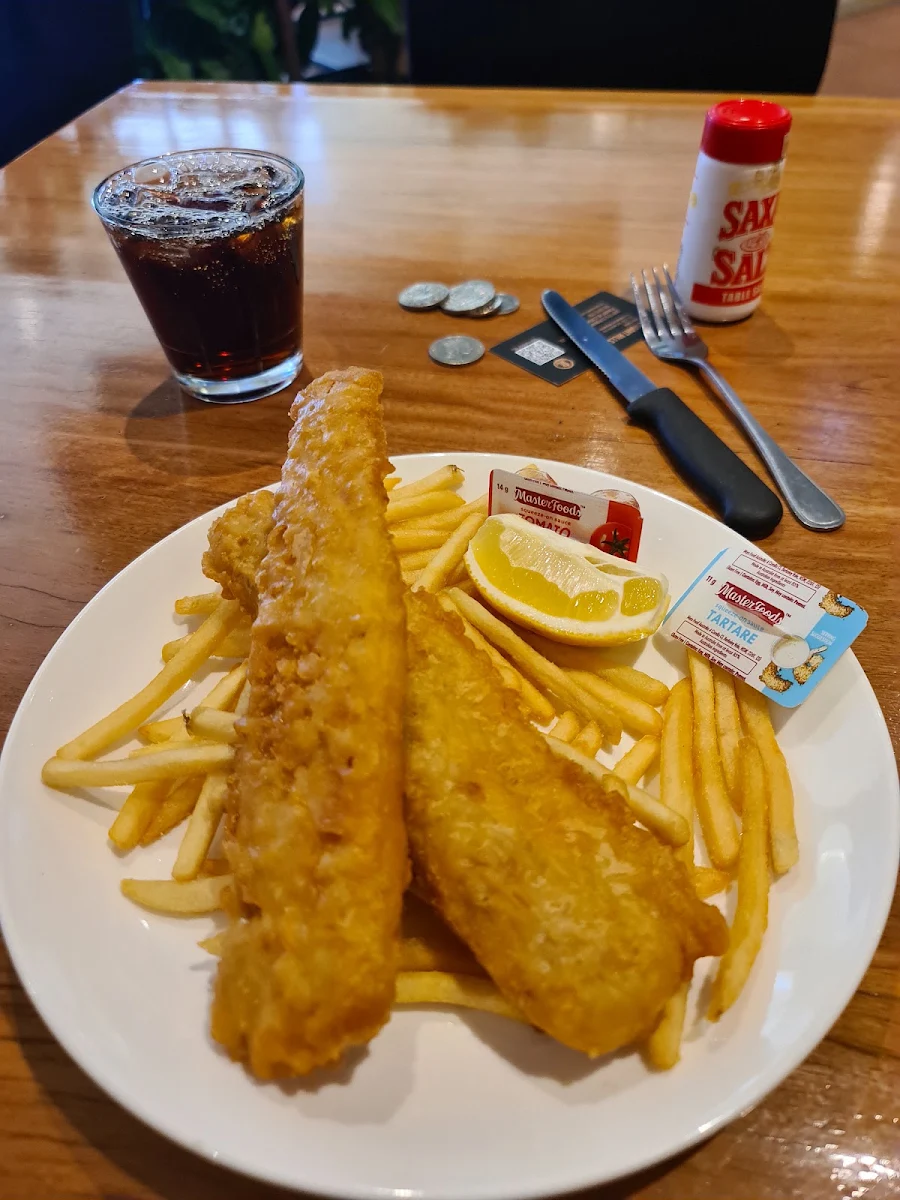 Fish and Chips, Eastwood Hotel