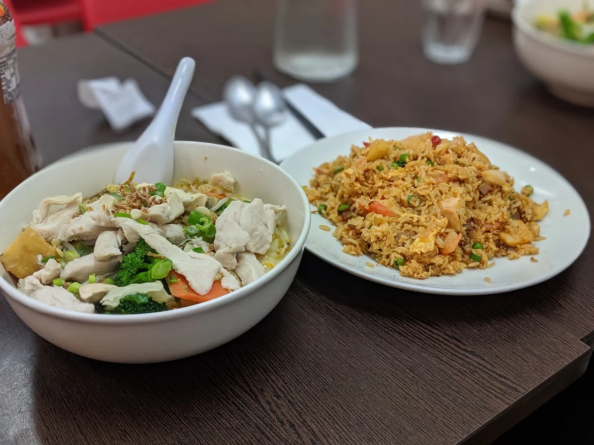Laksa & Nasi Goreng
