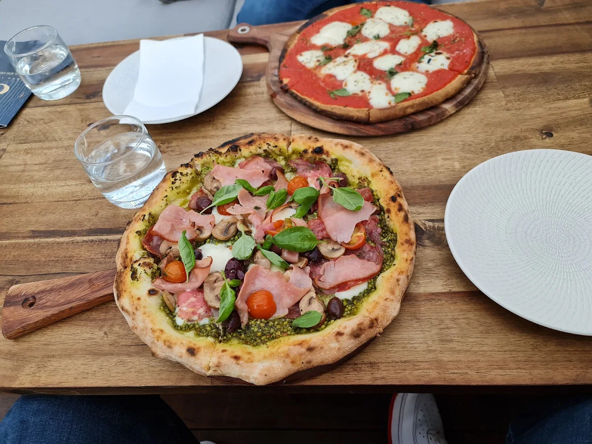 Highlights, Bar 38