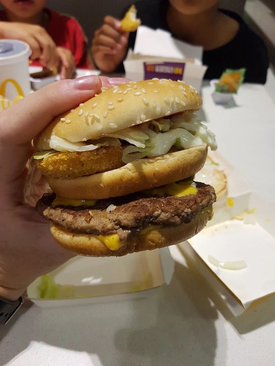 Big Mac, McDonald's Warilla