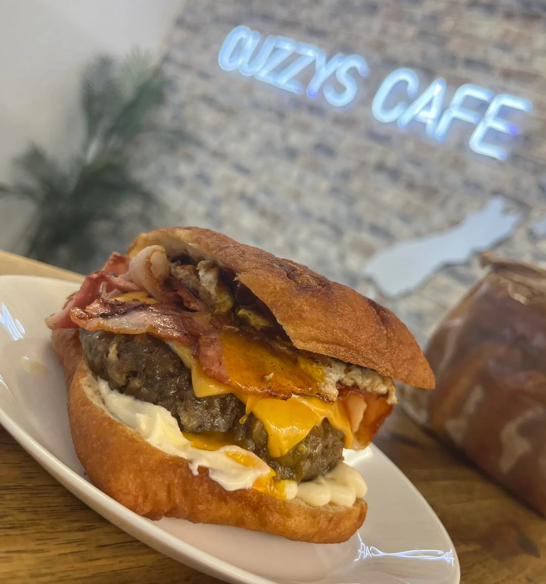 Cuzzy's Burger, The Cuzzy's