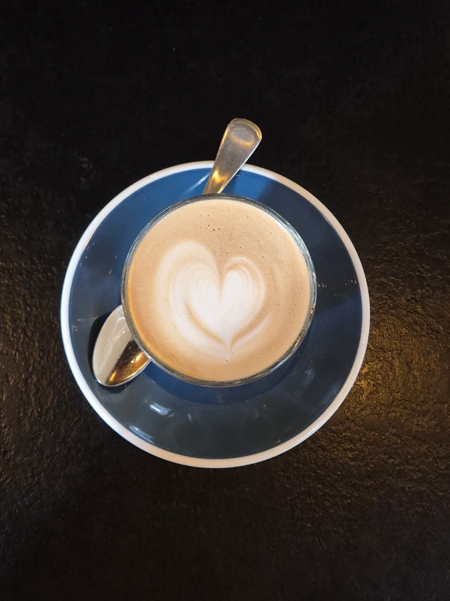 Flat White, Petition