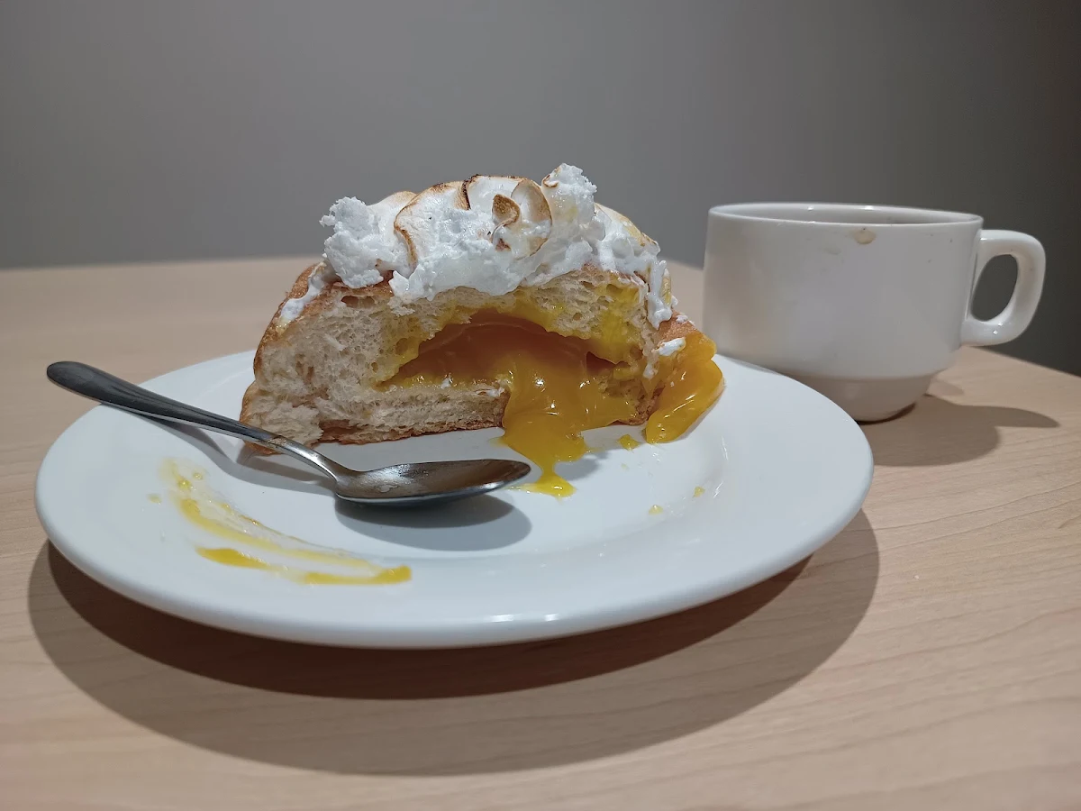 Lemon Meringue Donut