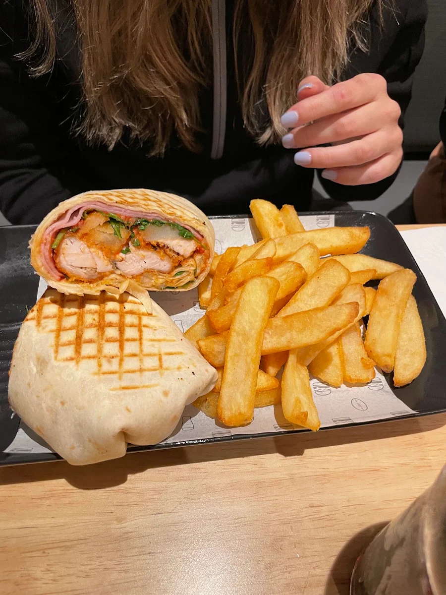 Wrap, The Sporting Globe Bar & Grill Rockingham