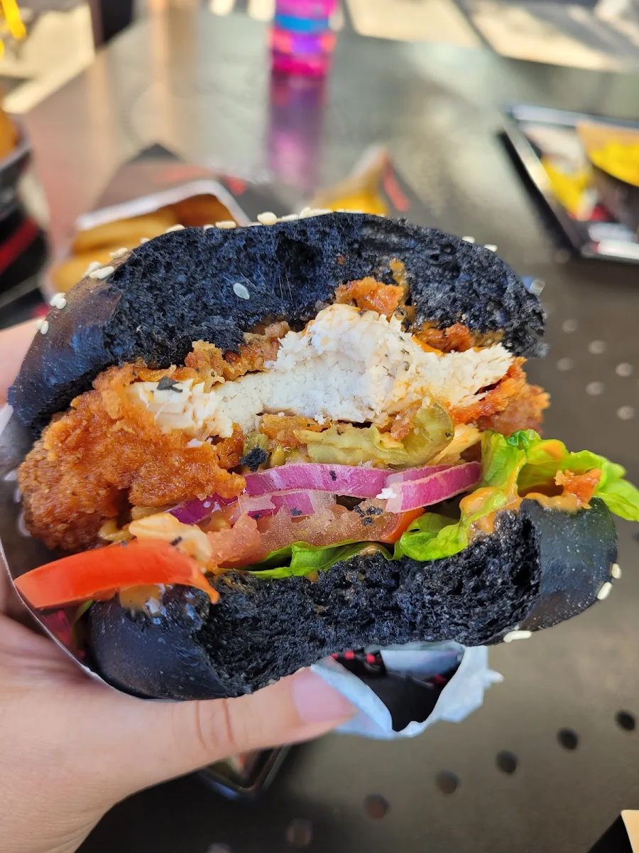 Abraham Burger, Burgertory (Caroline Springs)
