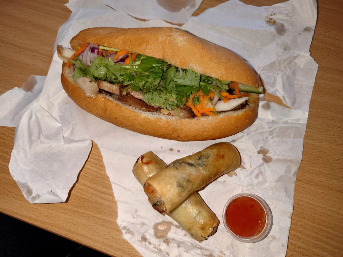 Highlights, Royal Park Bakery & Takeaway
