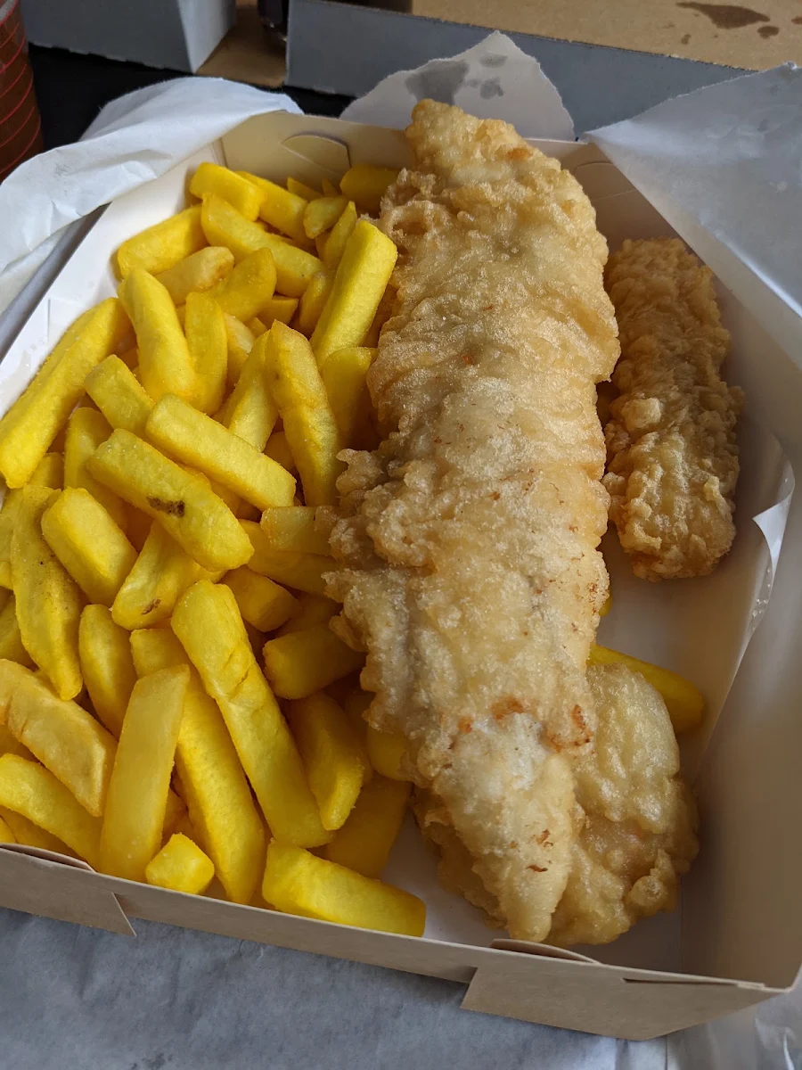 Flake with Medium Chips, f’nc fish ‘n chips Essendon