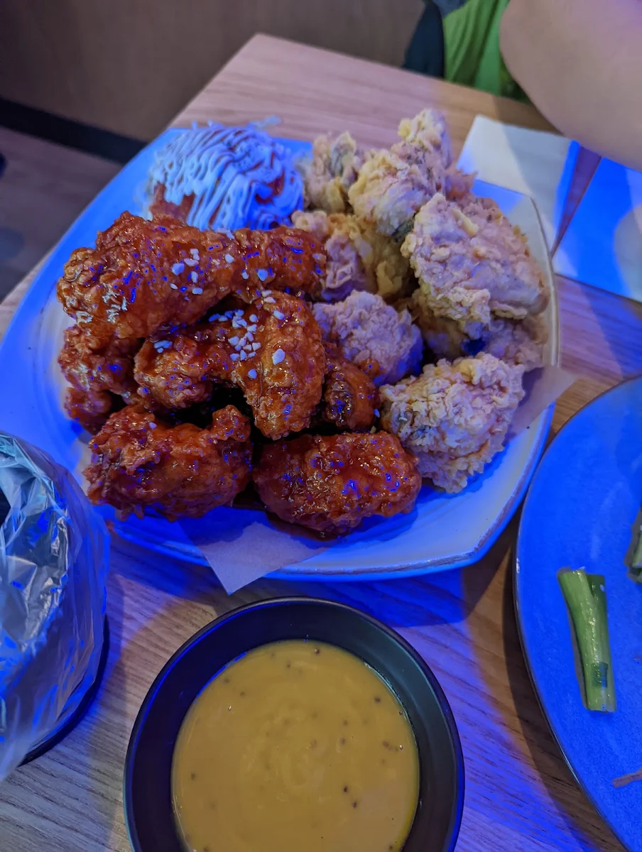 Half Half Chicken, Gangnam Pocha