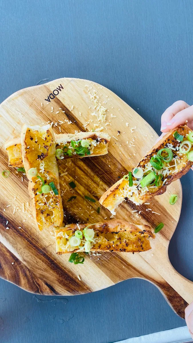 Garlic Bread, Gateway Hotel
