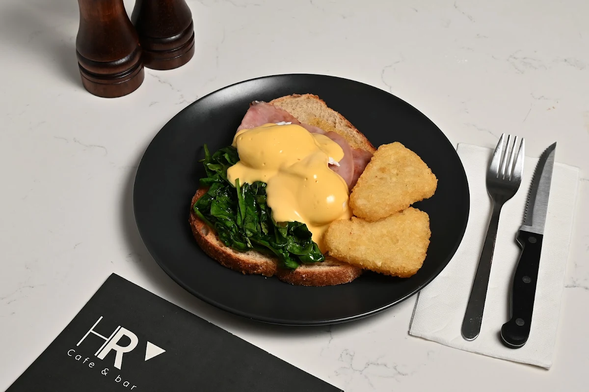 Highlights, HR Cafe & Bar