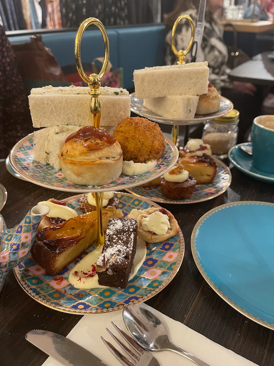 Devonshire Tea, The Salon Champagne Bar & Eatery