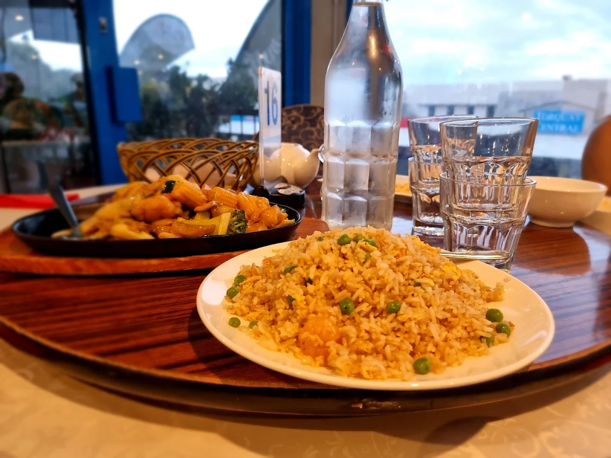 Highlights, Ming Village Chinese Restaurant
