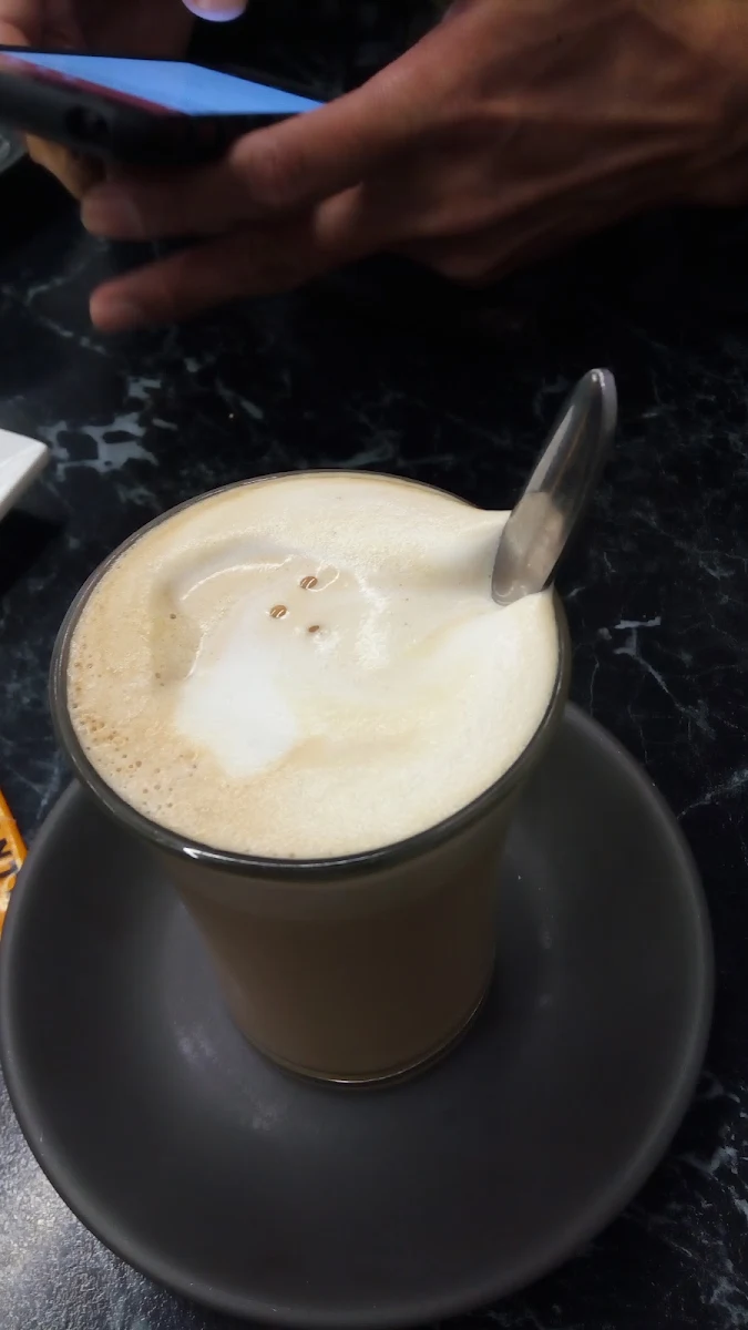 Latte, Paul's Patisserie