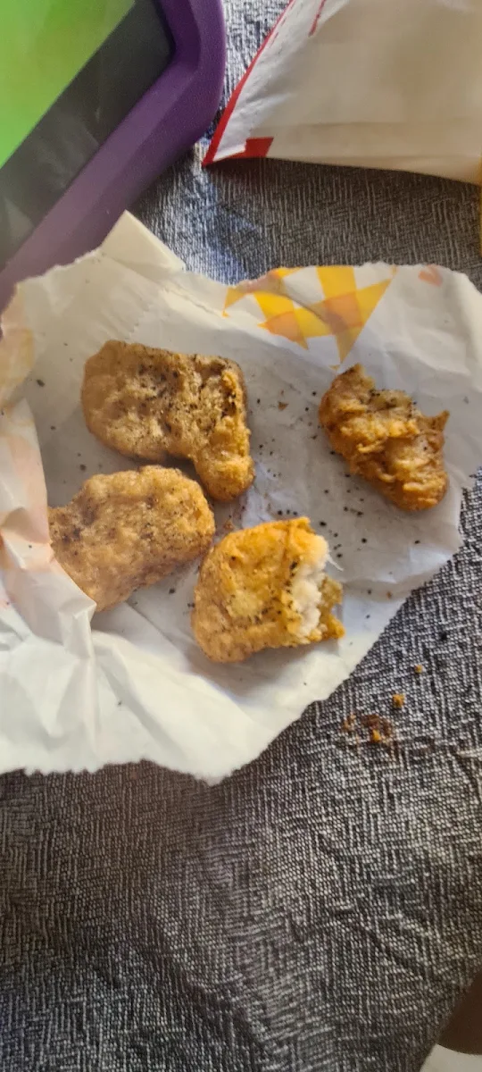 Half N Half Chicken Mcnuggets, McDonald's Craigieburn North
