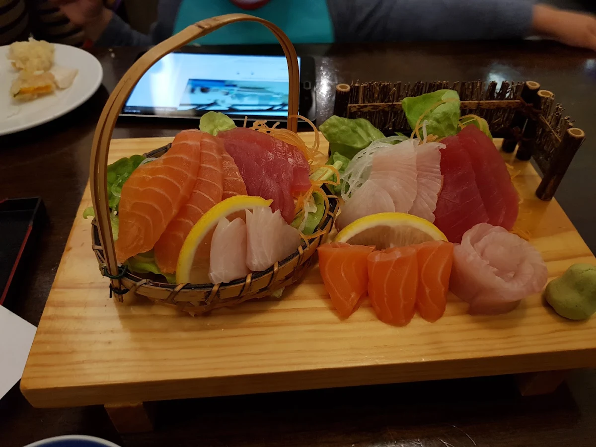 Mix Sashimi Don, Tanabe Japanese Restaurant