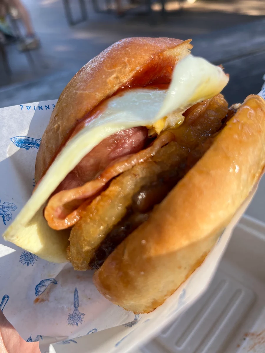 Bacon & Egg Roll, H Pantry