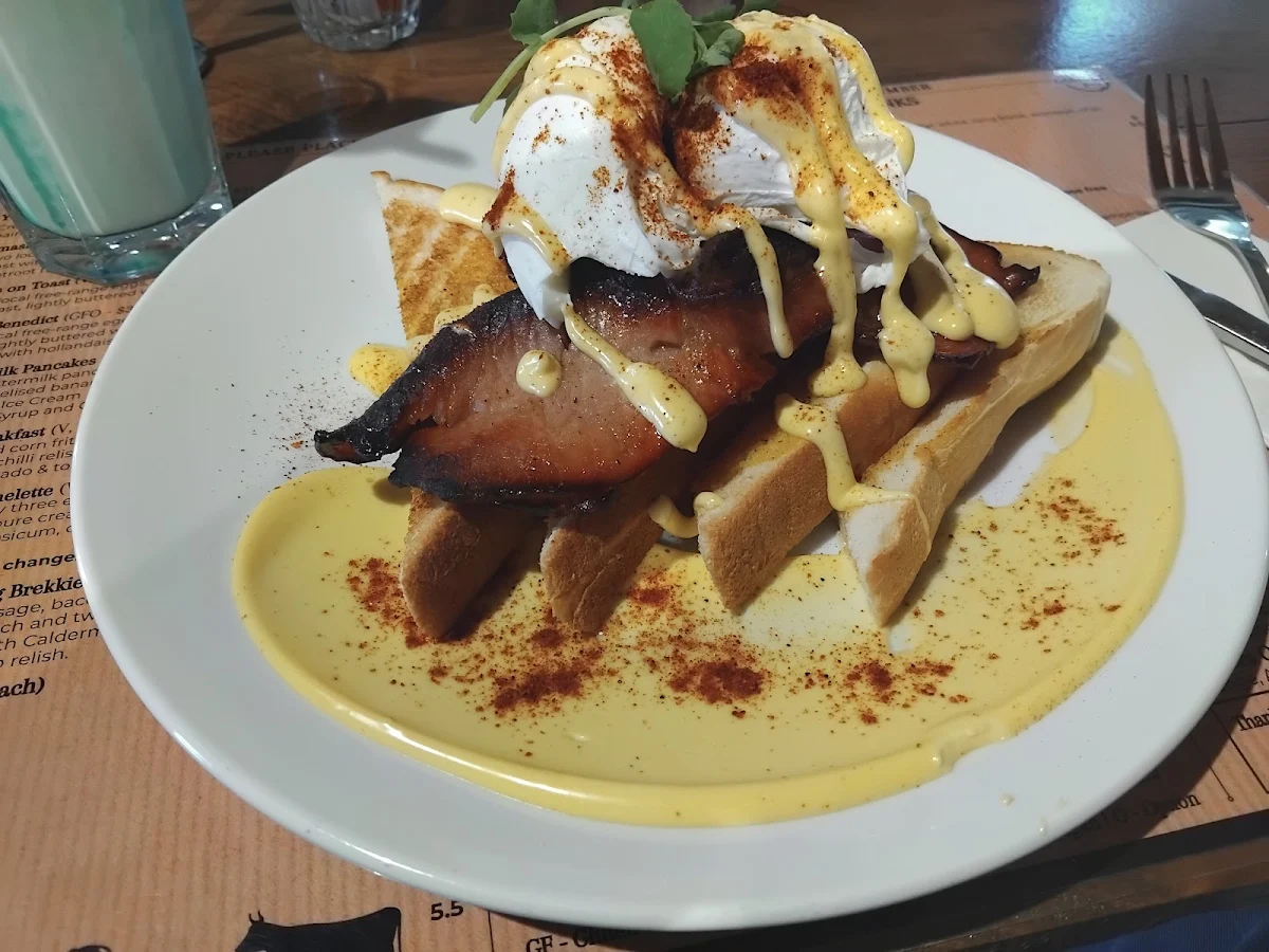Eggs Benedict, Caldermeade Farm & Cafe