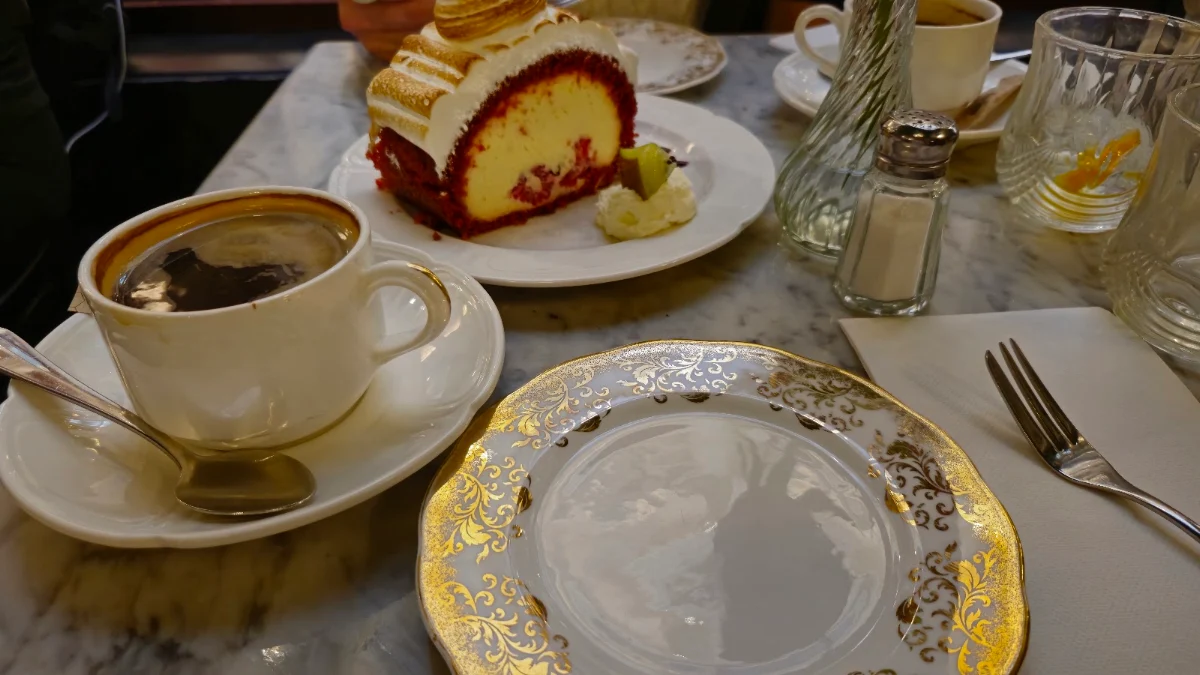 Red Velvet Cake