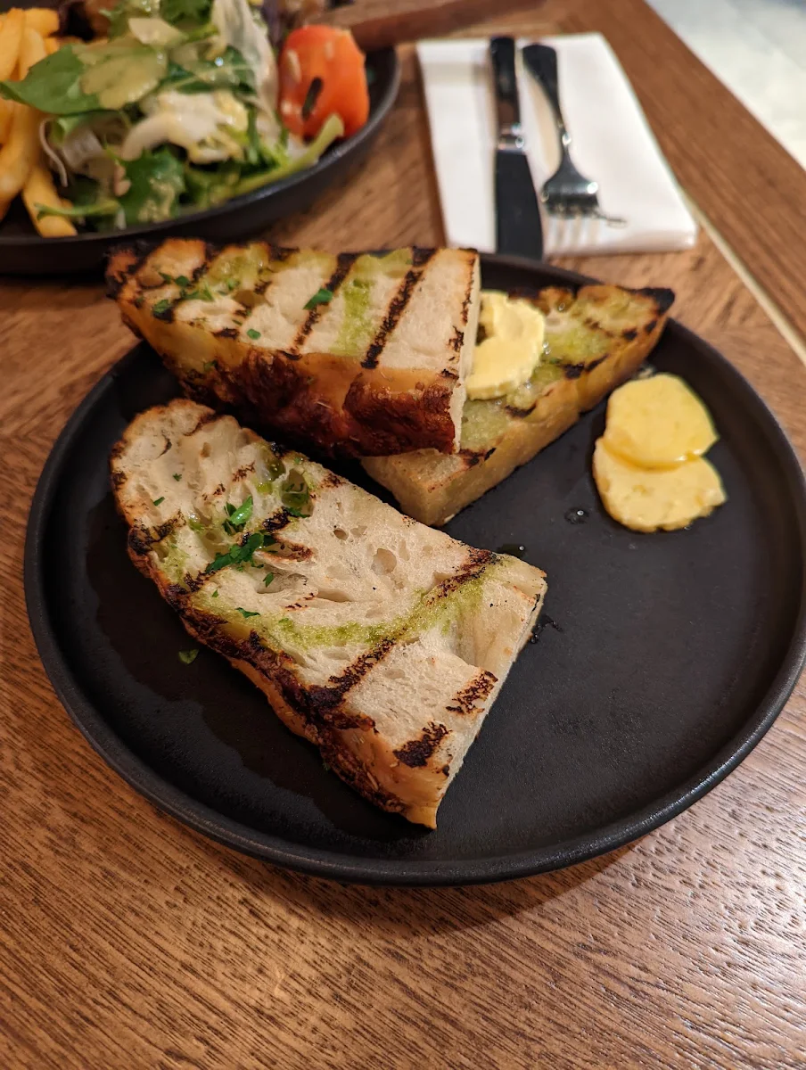 Garlic Bread, Hotel Gosford