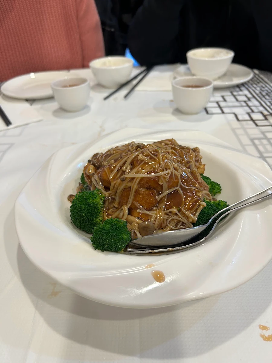 Fried Soft Tofu and Mushroom