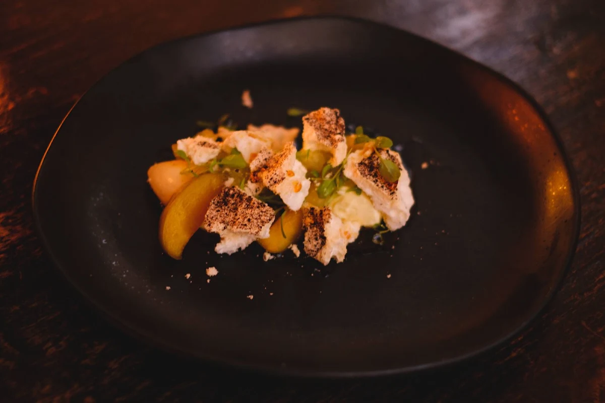 Spanner Crab Mayonnaise w Pink Grapefruit Curd Cruton