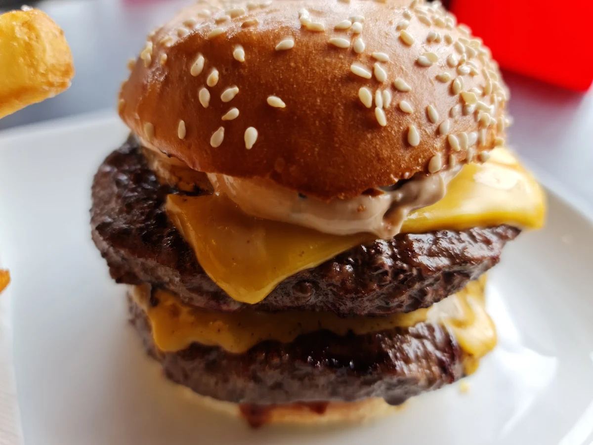 Double BBQ Cheeseburger, FB's Fancy Burgers