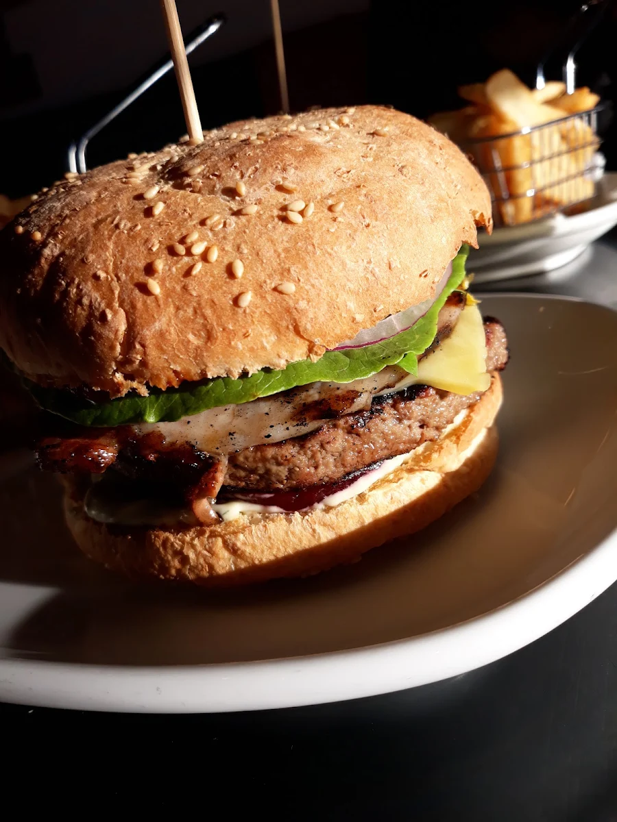 Highlights, FB's Fancy Burgers