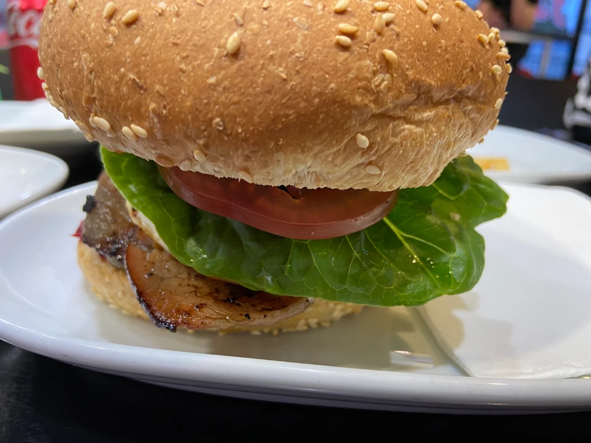 Highlights, FB's Fancy Burgers