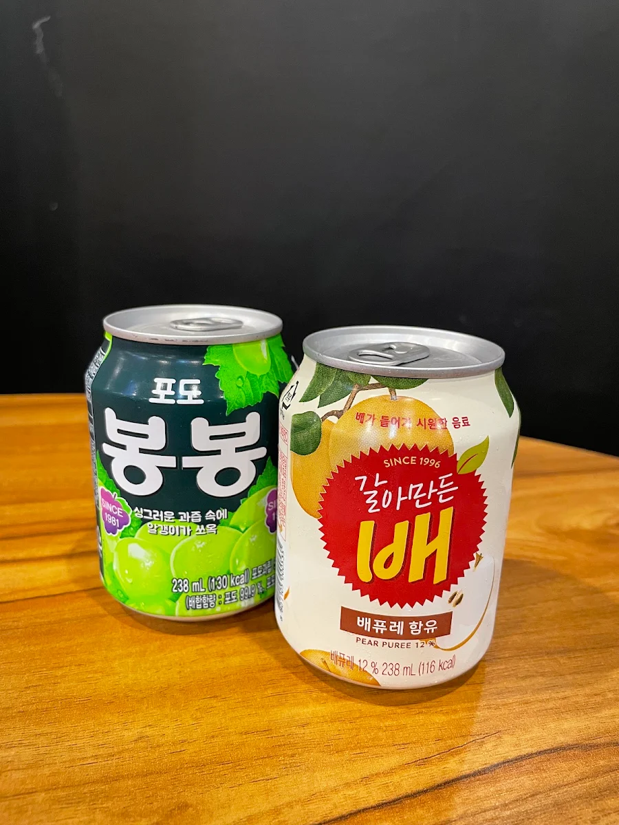 Korean Soft Drink, Dong Dae Moon