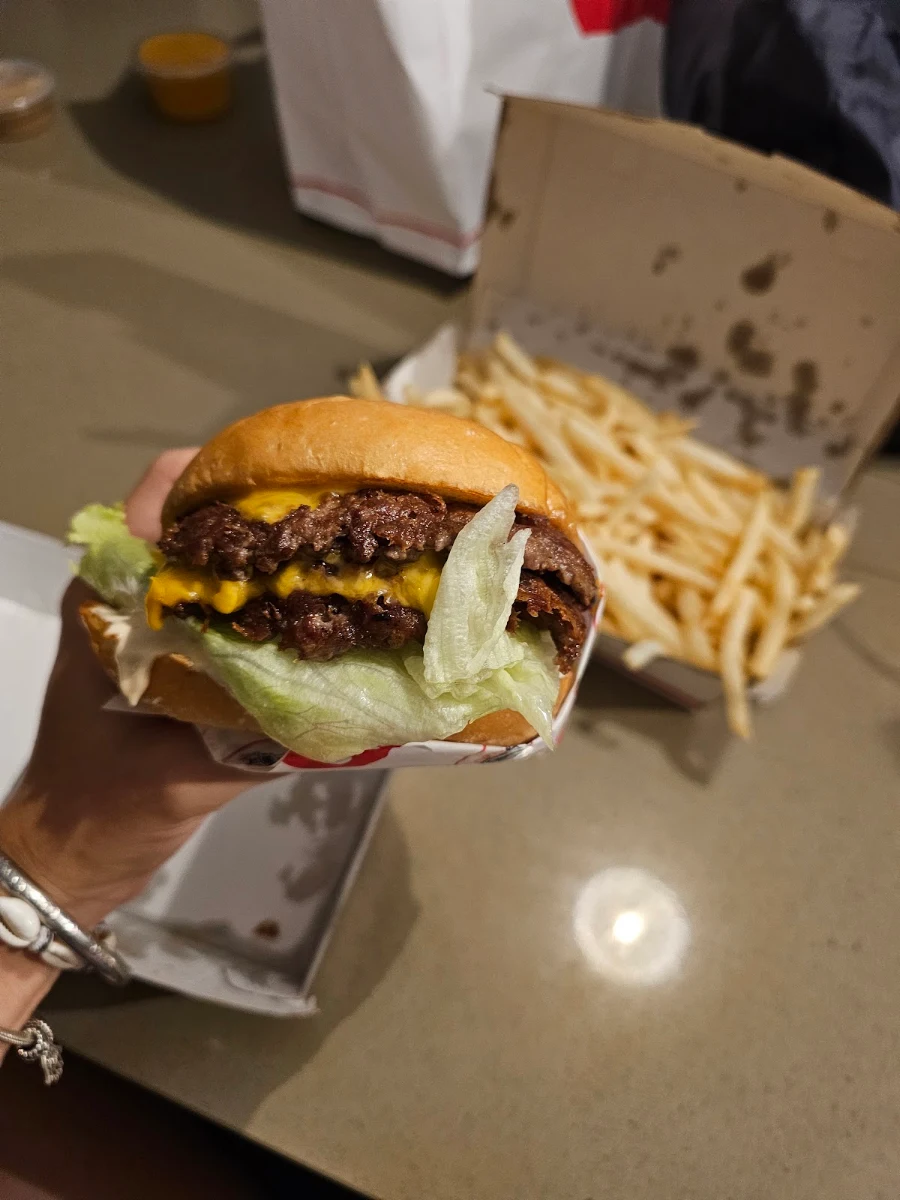 Highlights, Broken Hearts Burger Club - Mango Hill
