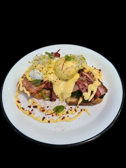 Highlights, CHEF'S SIGNATURE Cafe & Indian Restaurant