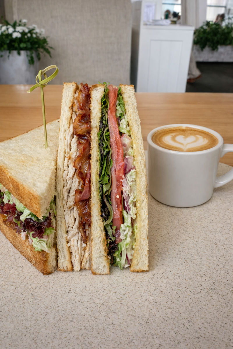 Highlights, CHEF'S SIGNATURE Cafe & Indian Restaurant