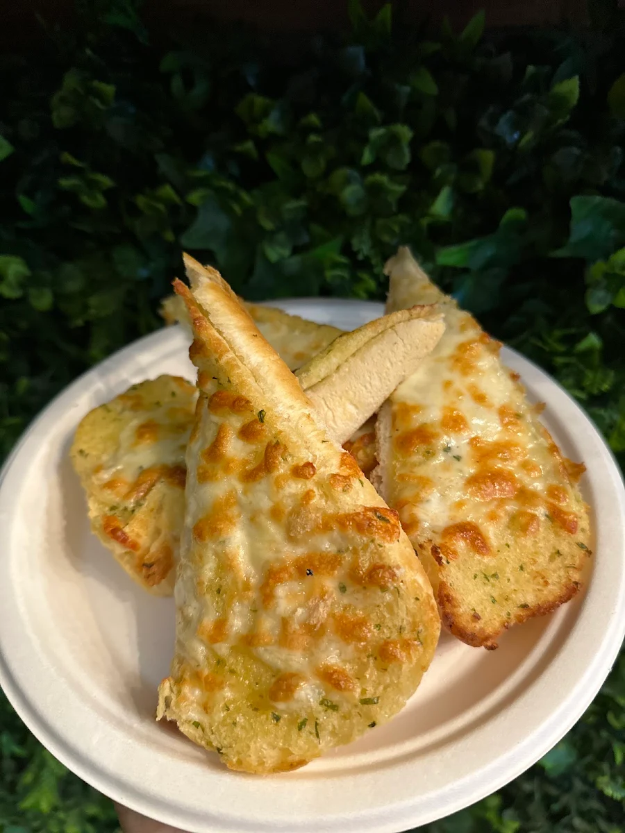 Cheesy Garlic Bread, Double Zero Ashmore