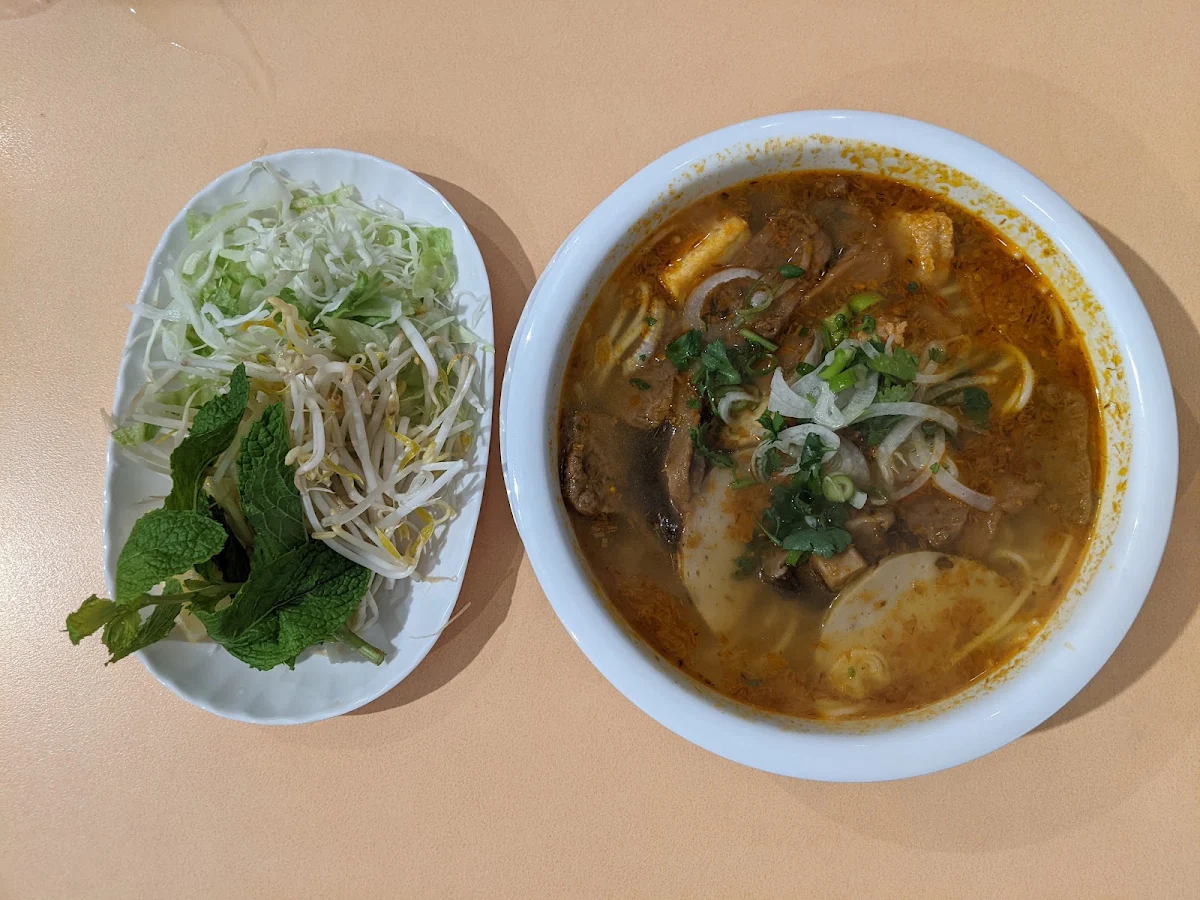 Spicy Royal Noodle Soup Bún Huế Chay