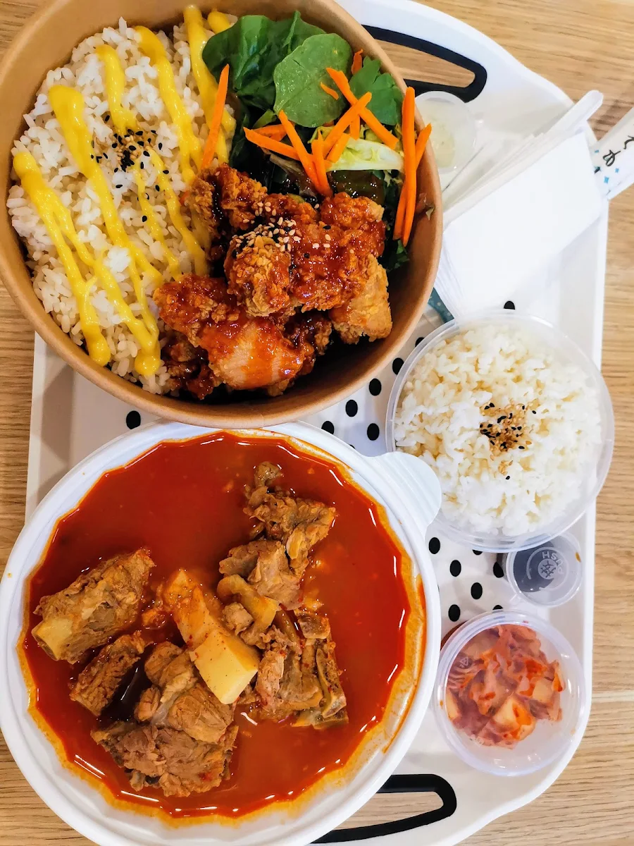 Fried Chicken with Mayo and Pork Bone Soup