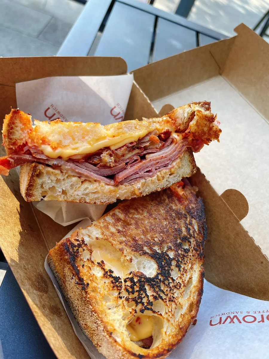 Highlights, Brown Deli