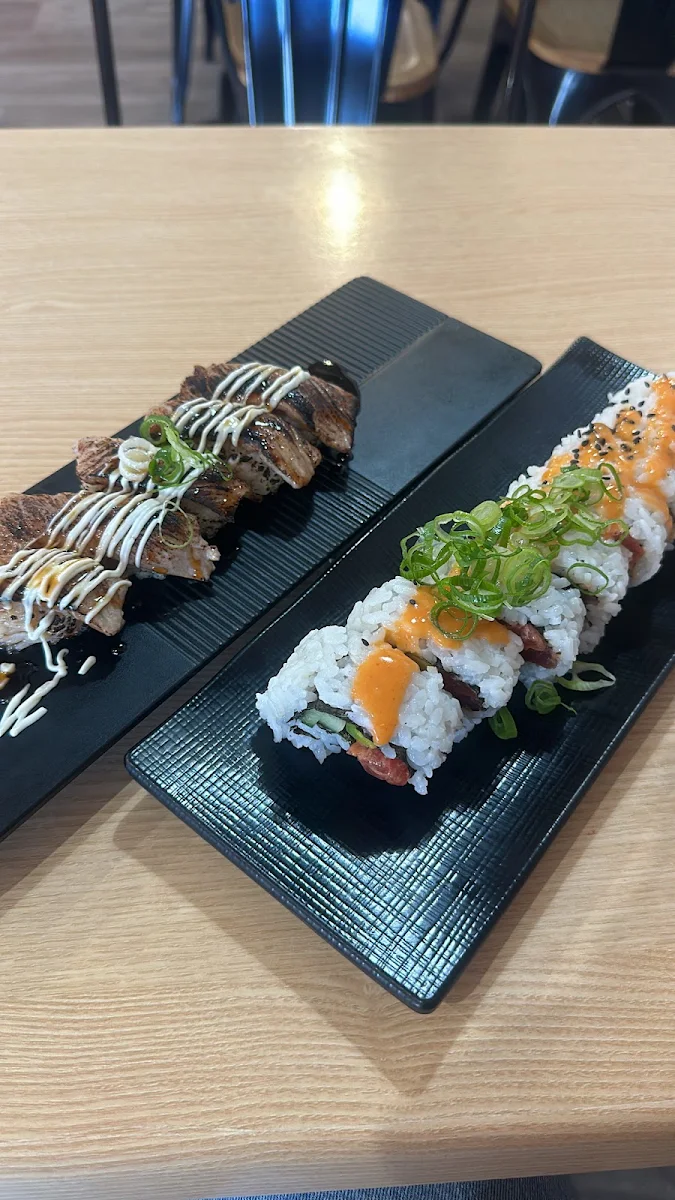Highlights, Sushi Mura