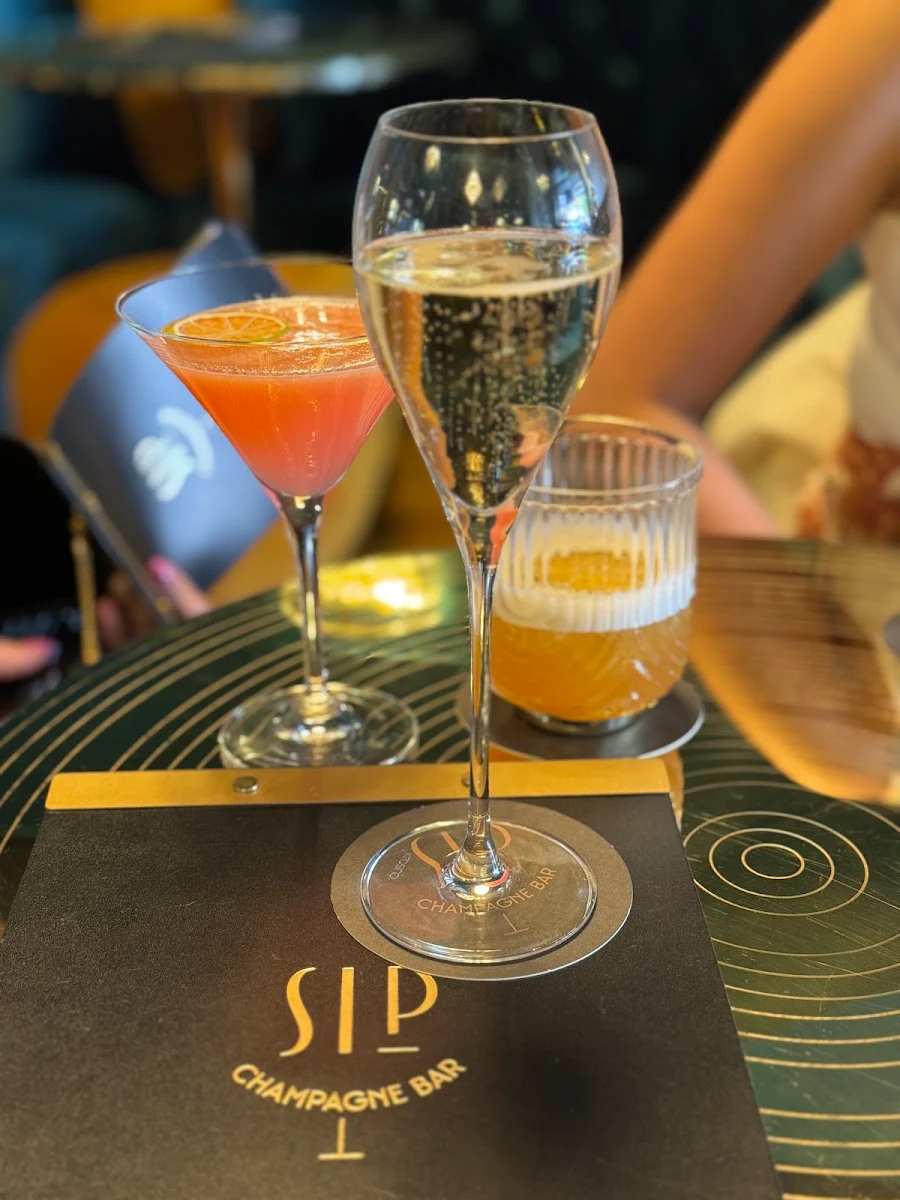 Highlights, SIP Champagne Bar