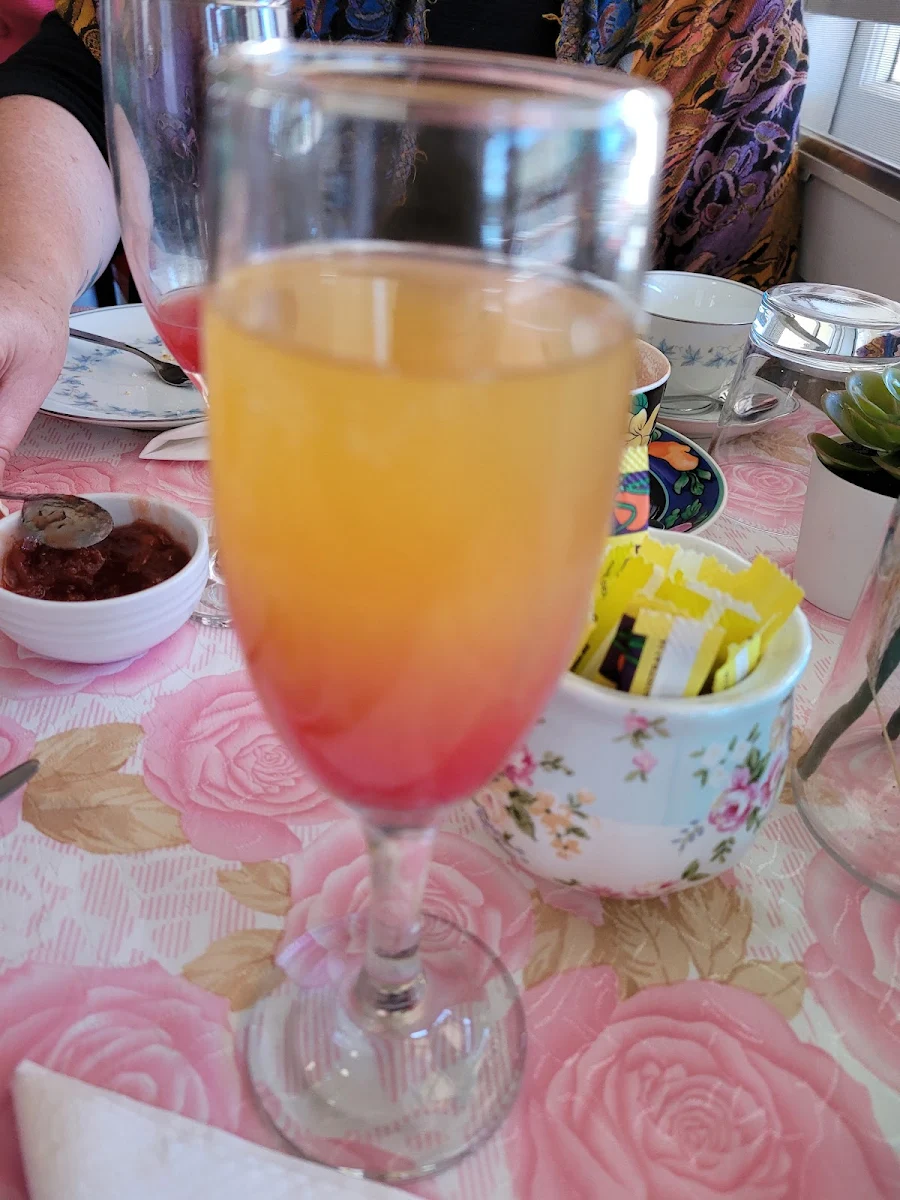 Mocktail, Devon Pixies